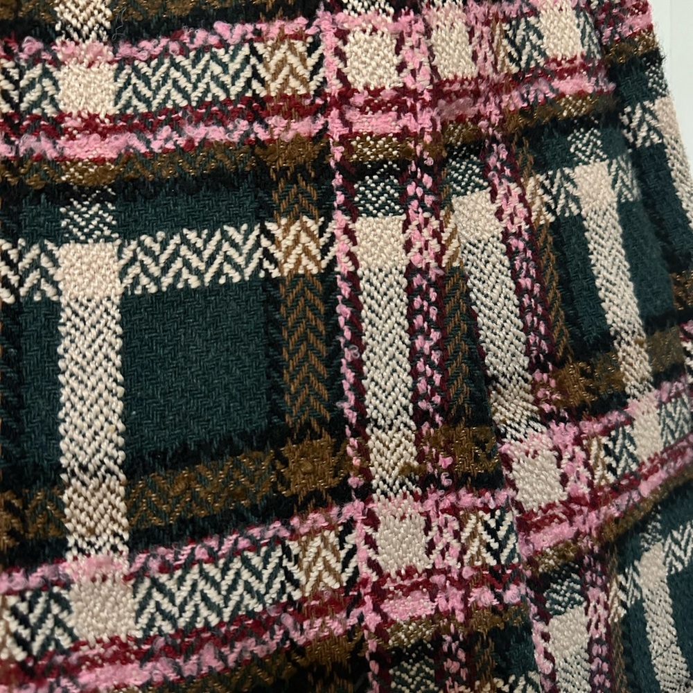 Tweed Women's Skort in Green and Pink - Picture 2 of 3